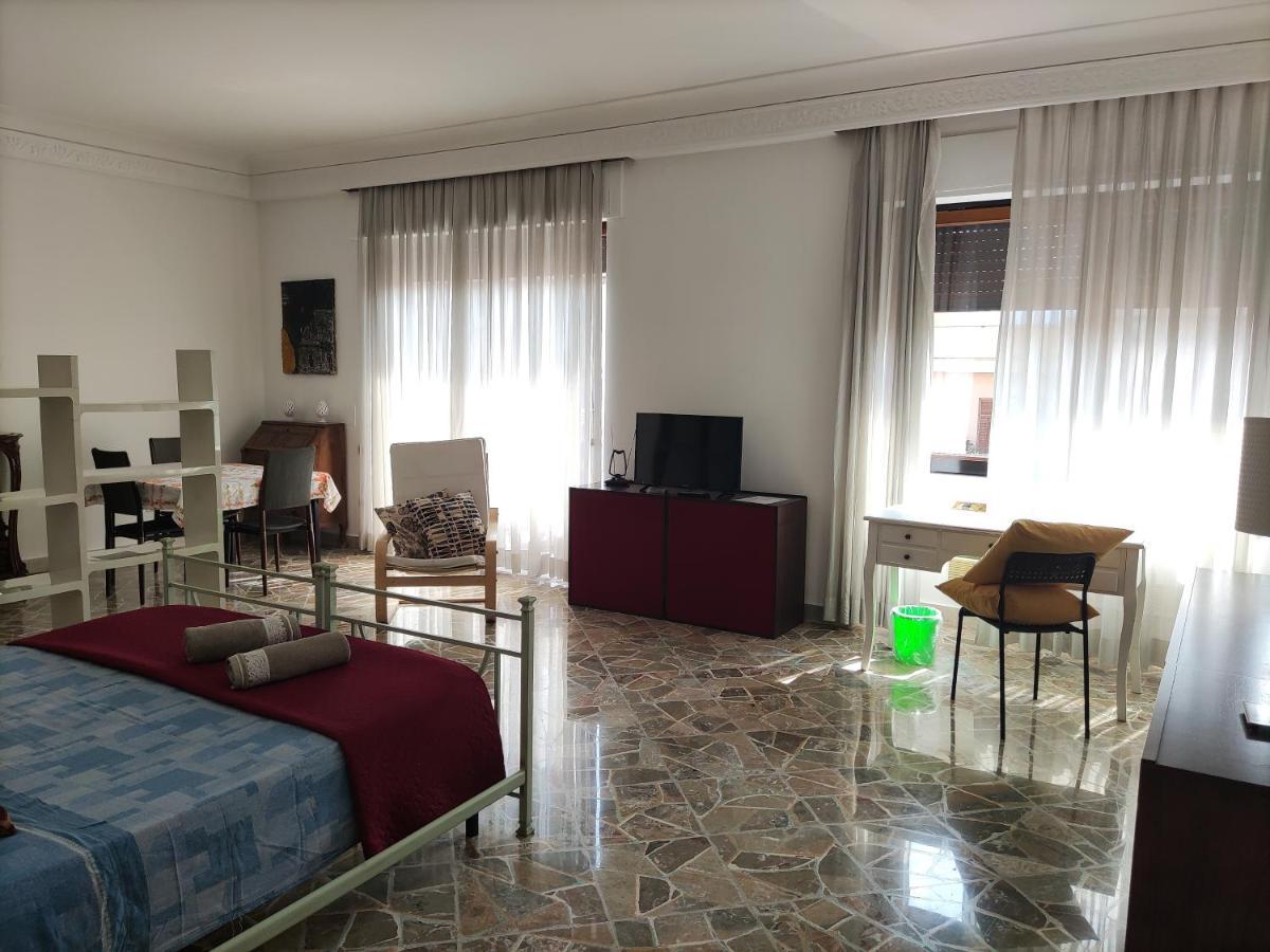 Hôtel Stellium à Palerme Extérieur photo